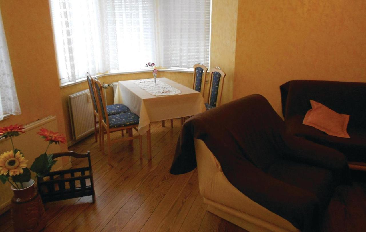 Lovely Apartment In Waren-Mueritz With Kitchen Варен Екстер'єр фото
