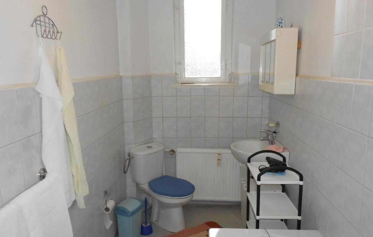 Lovely Apartment In Waren-Mueritz With Kitchen Варен Екстер'єр фото